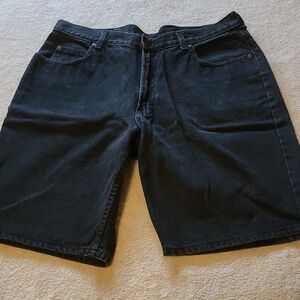 Arcadia Men's Black Denim Size 38  Short